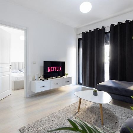 Top Bnb Tirana Esterno foto