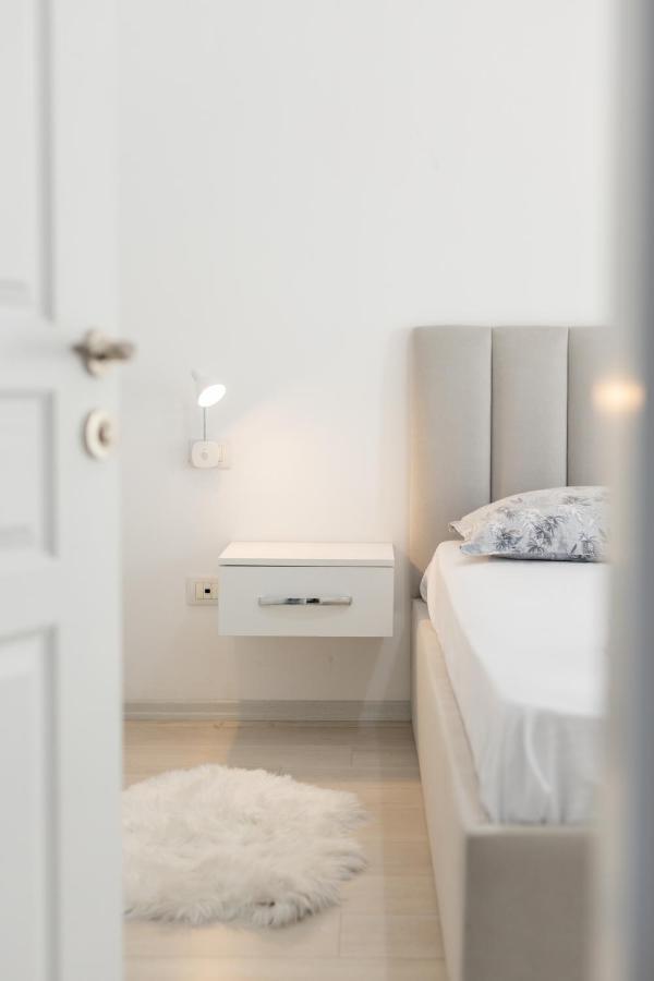 Top Bnb Tirana Esterno foto