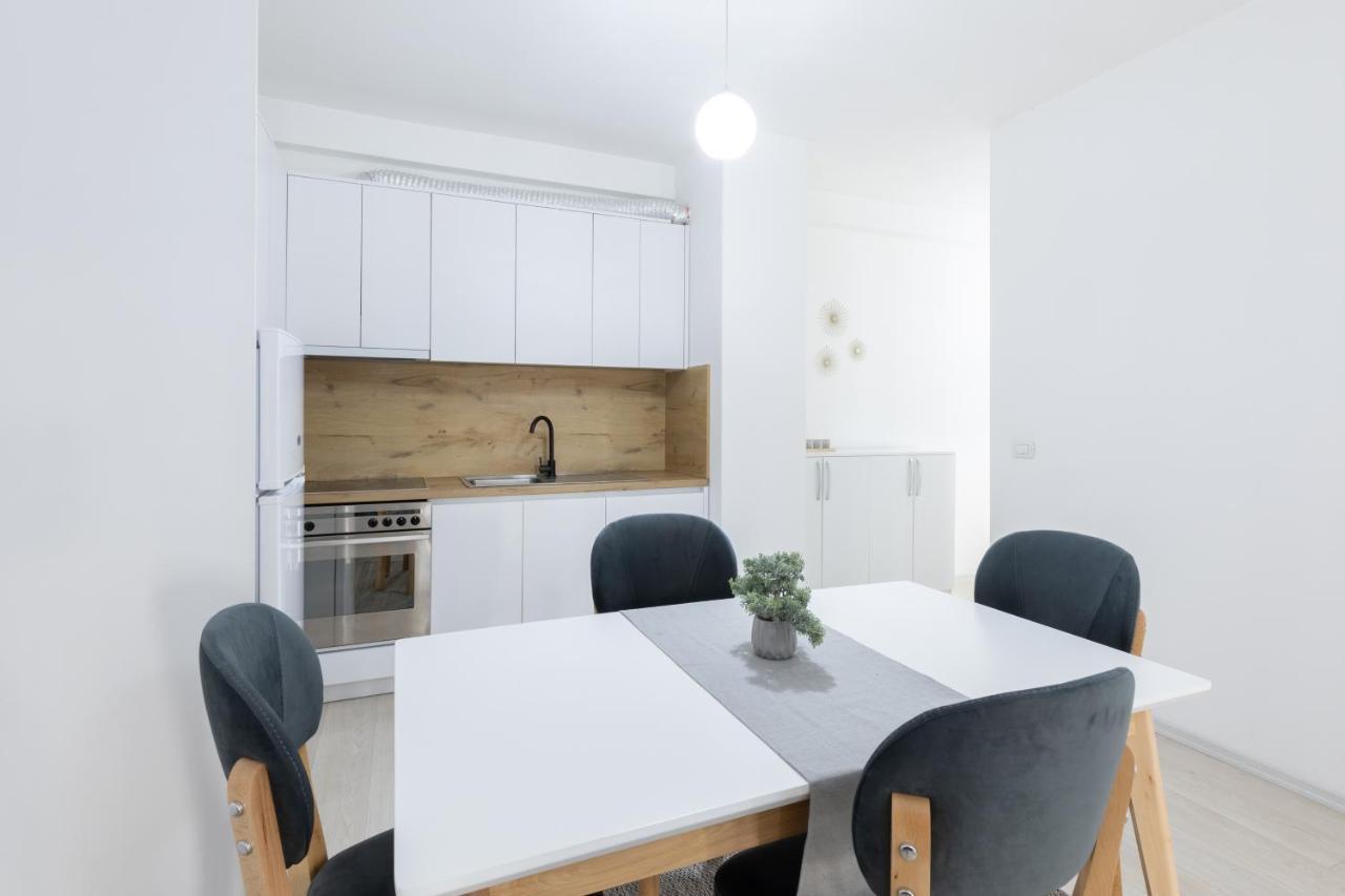 Top Bnb Tirana Esterno foto