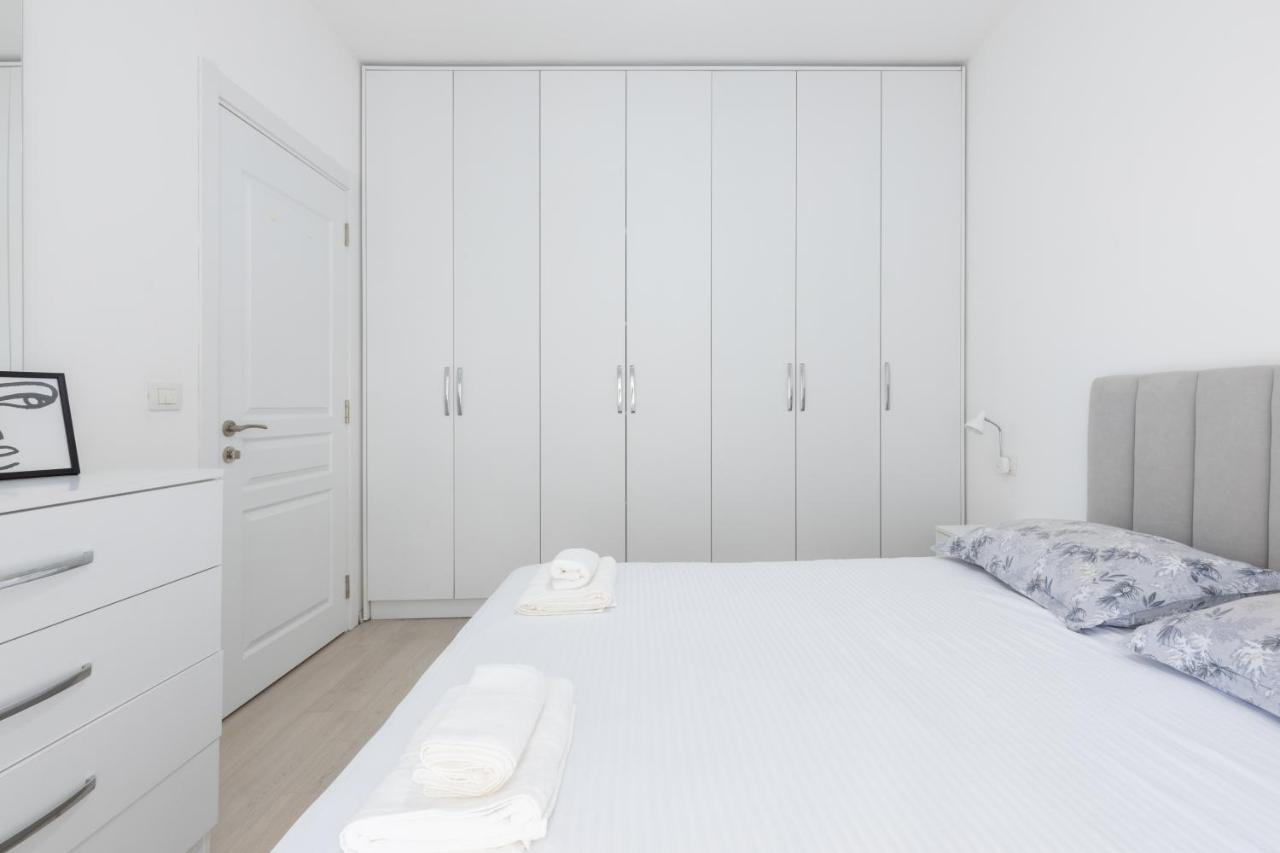 Top Bnb Tirana Esterno foto