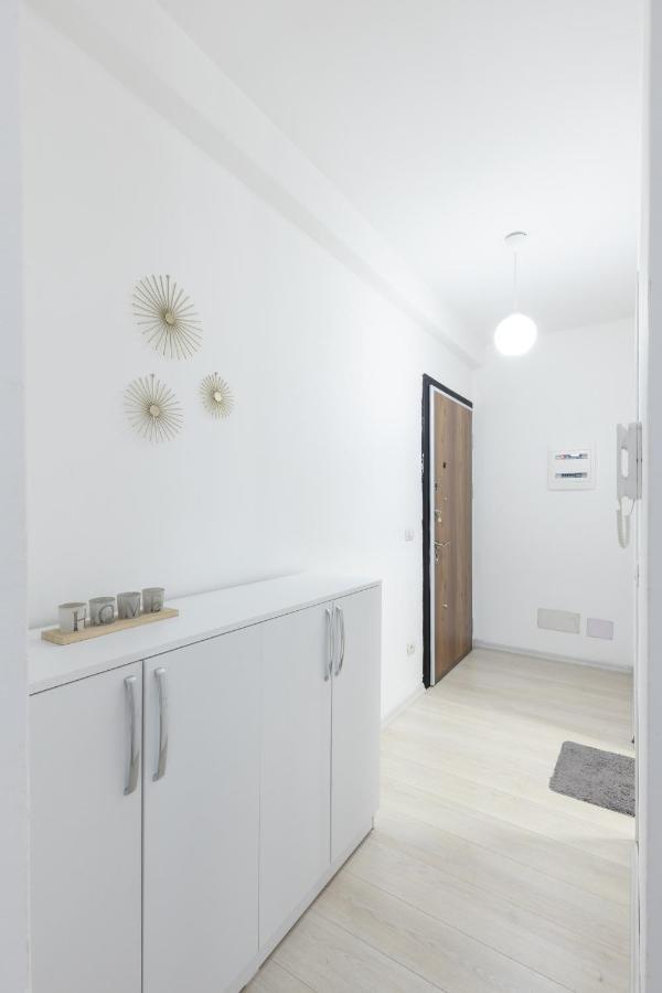 Top Bnb Tirana Esterno foto