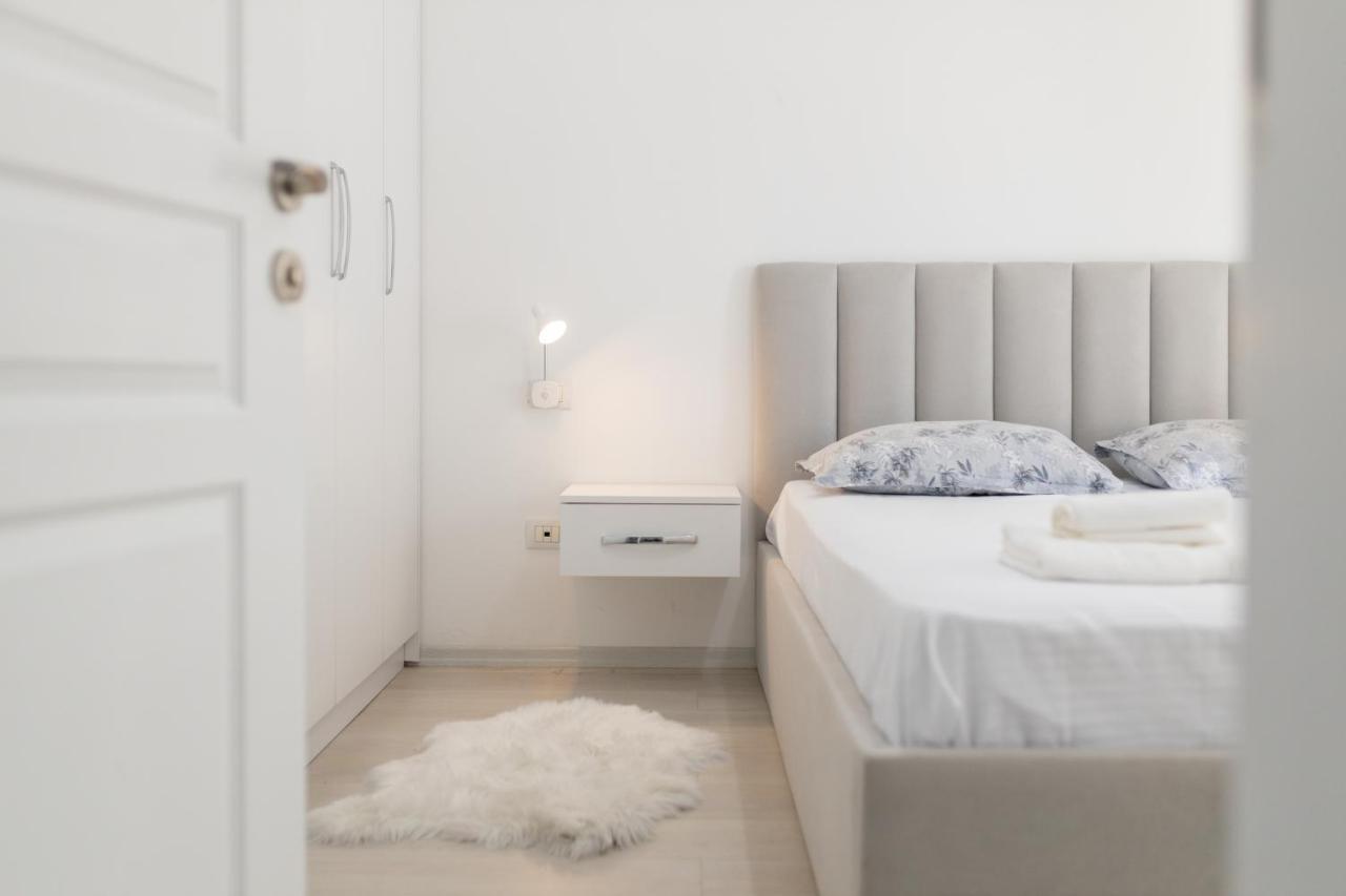Top Bnb Tirana Esterno foto