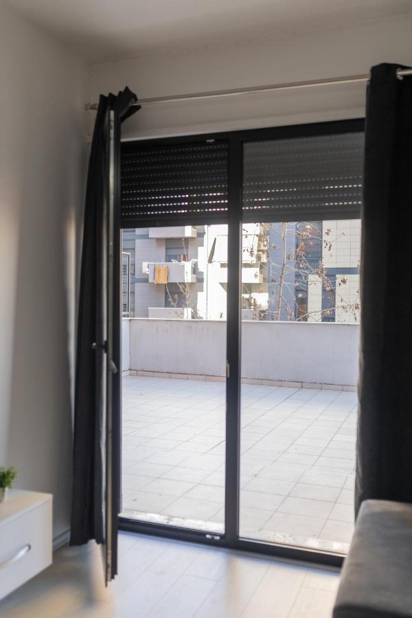 Top Bnb Tirana Esterno foto